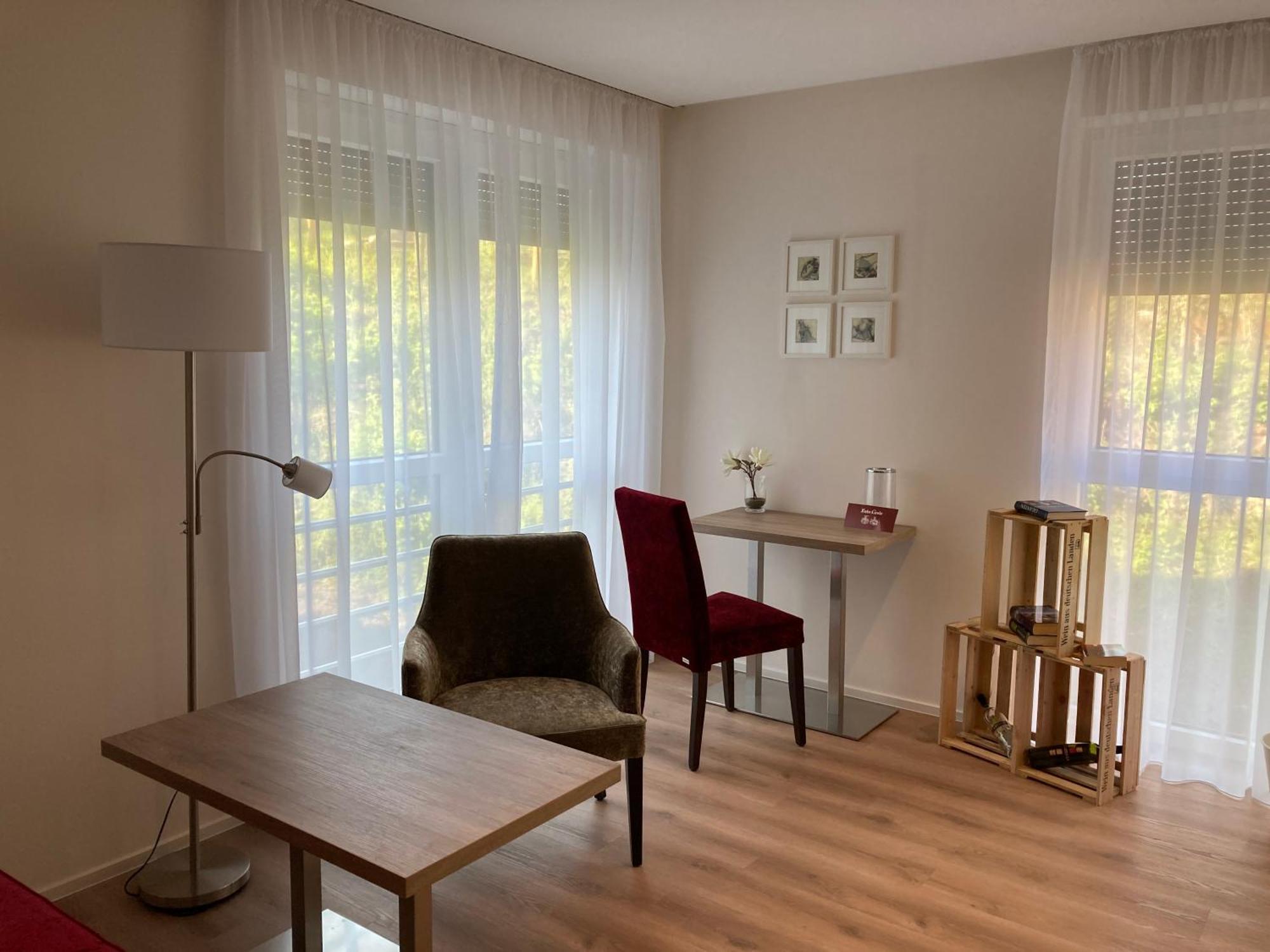 Gaestehaus Zum Weintraum Eimsheim Eksteriør billede